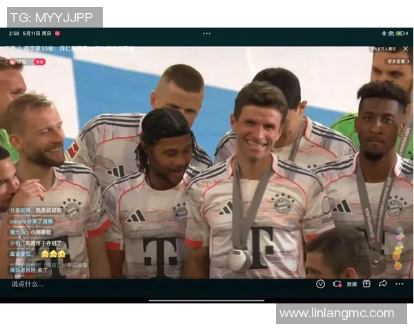 拜仁足球明星背后的故事与荣耀瞬间揭秘