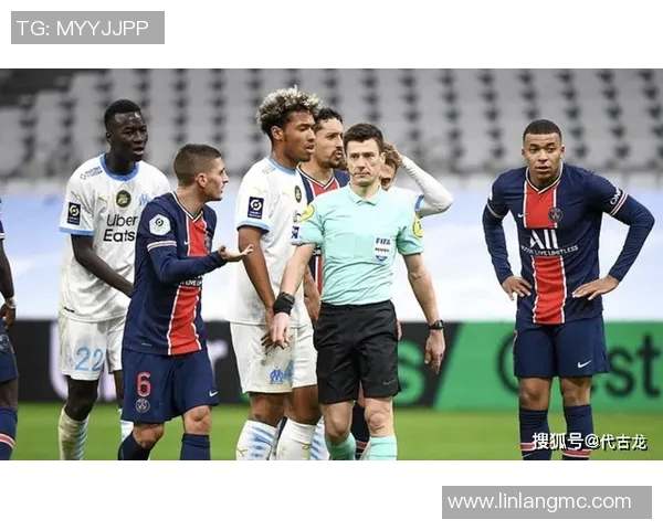 足球明星帕耶精彩瞬间集锦展现其在绿茵场上的风采与魅力